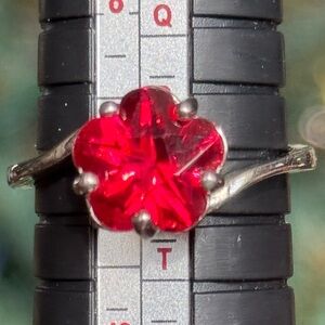Red Starburst Flower Ring 7